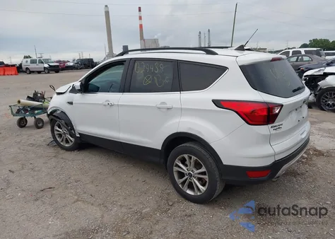 2019 Ford Escape Se из США, поврежденный, VIN 1FMCU0GD4KUB29439